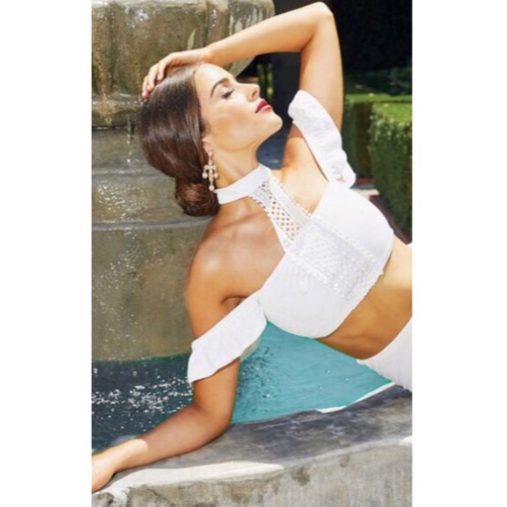 White Choker Frill Detail Crop Top